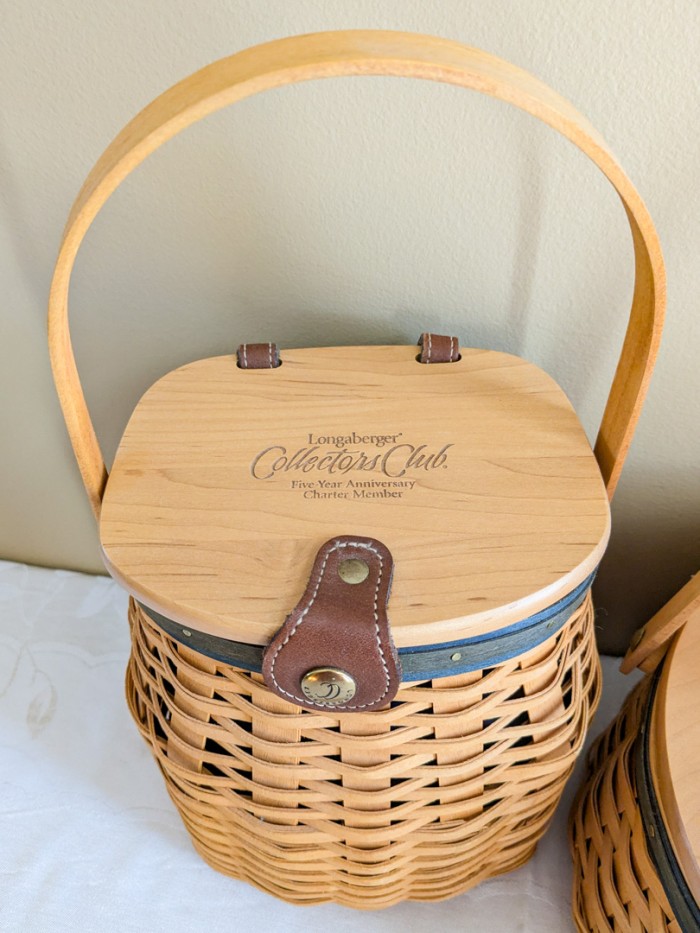 6. (2) Longaberger Baskets w/ Lids - Image 5