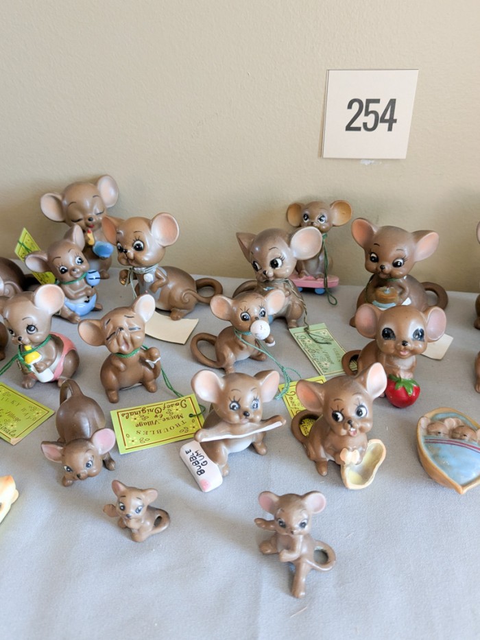 254. (30+) Josef Originals Mice - Image 6