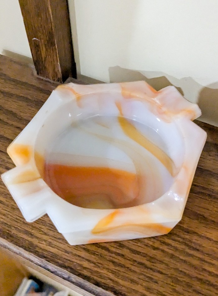 257. Akro Agate Planters, Ashray + Shelf - Image 5