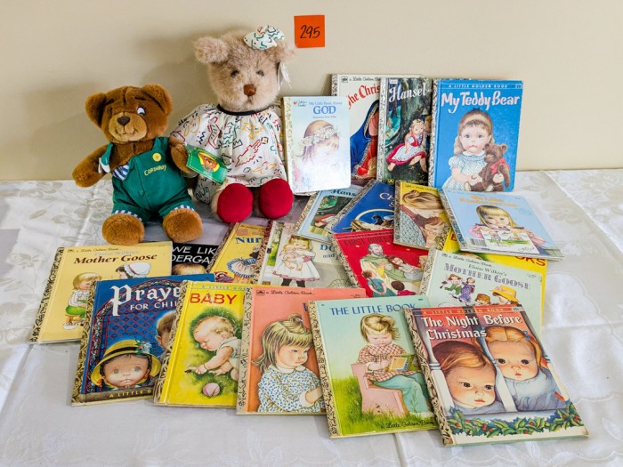 295. (20) Vintage Golden Books + (2) Teddy Bears