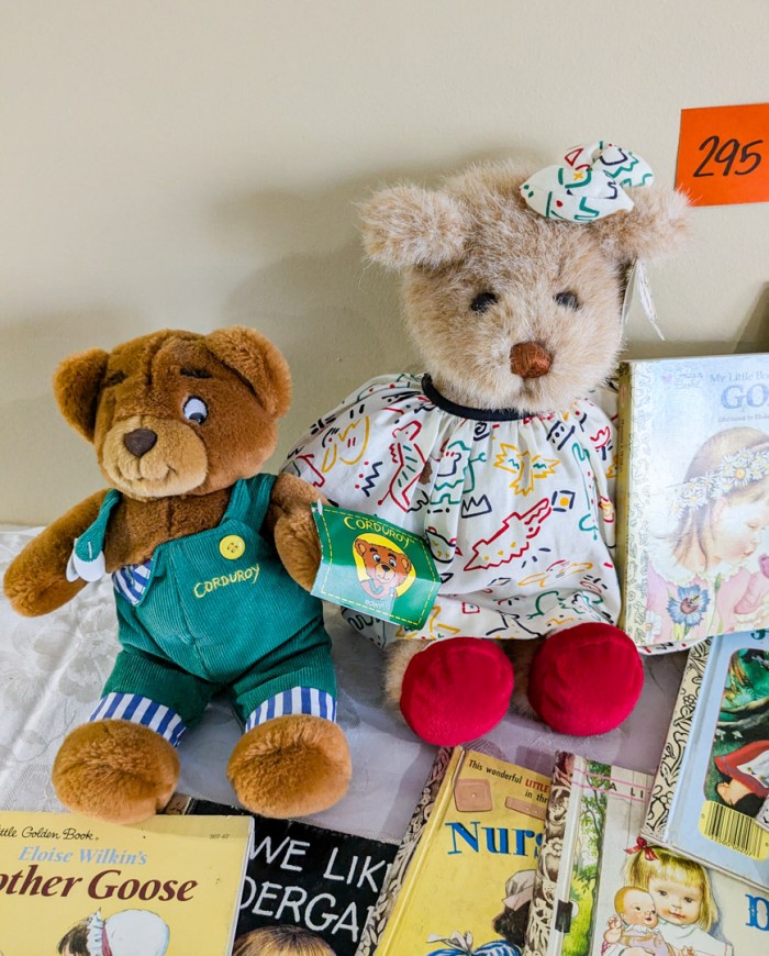 295. (20) Vintage Golden Books + (2) Teddy Bears - Image 2