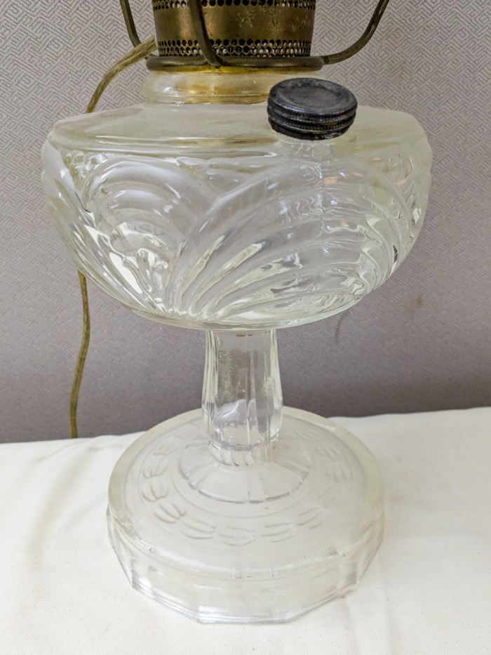 7. 25" Glass Lamp - Image 3