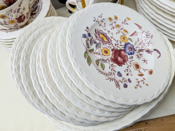 8. Vernon Kilns China- (10) Dinner Plates, (9) Berry Bowls, (10) Bread Plates, (7) Teacups/(8) Saucers, (7) Salad Plates, (3)Serving Pcs., Creamer + Sugar - Image 5