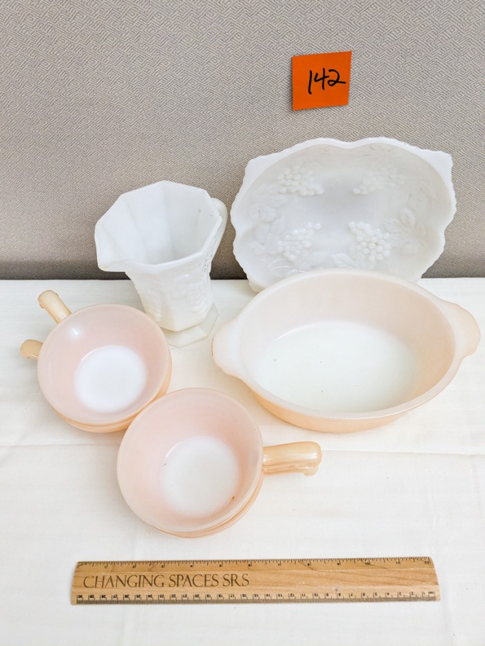 142. (4) Peach Lustre Bowls w/ Handles, Oval Bowl, Milk Glass Pitcher + Bowl - Image 7