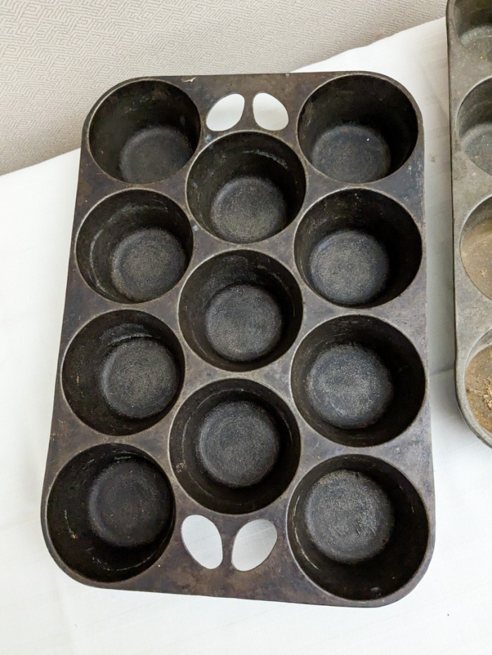 145. (2) Cast Iron Muffin Pans - Image 3