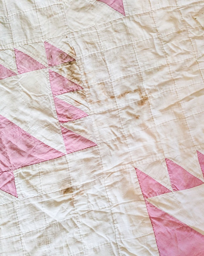 162. Vintage Pink + White Quilt - Image 3