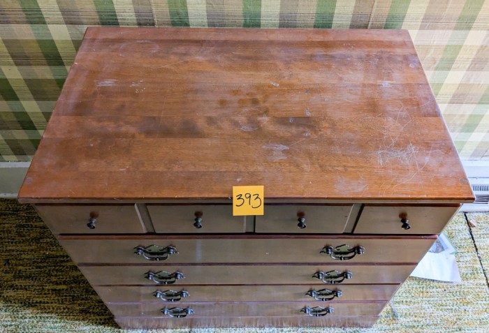 393. Ethan Allen Chest of Drawers