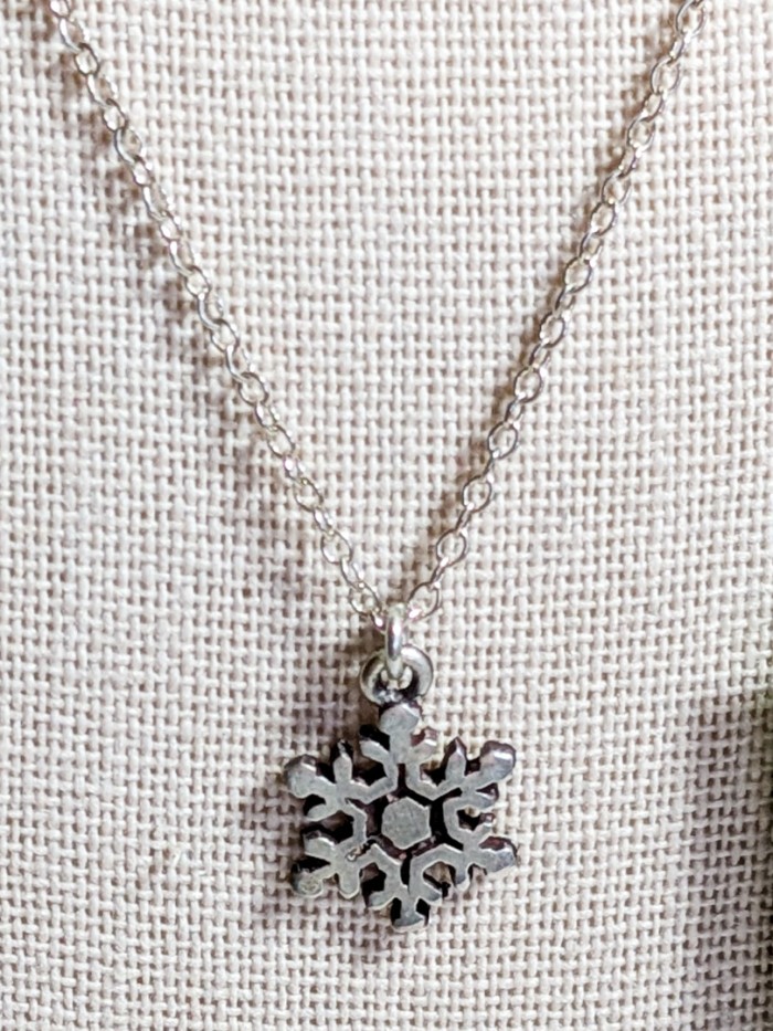 405. Sterling Silver Snowflake 18" Necklace - Image 2