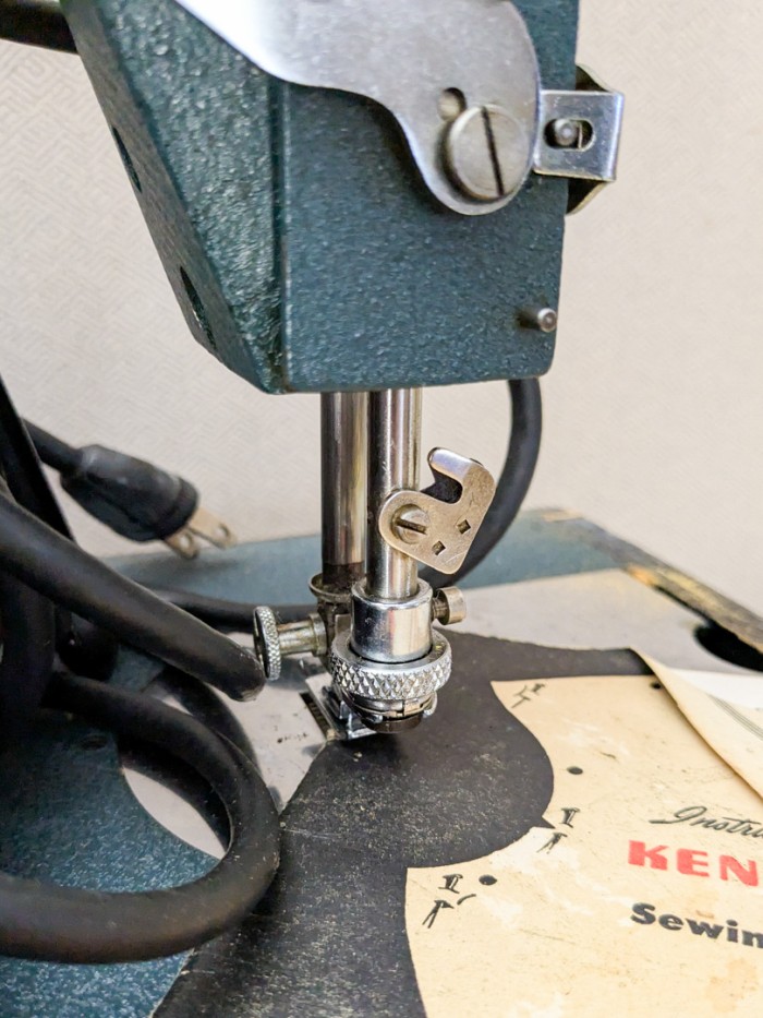 137. Vintage Kenmore Sewing Machine - Image 4