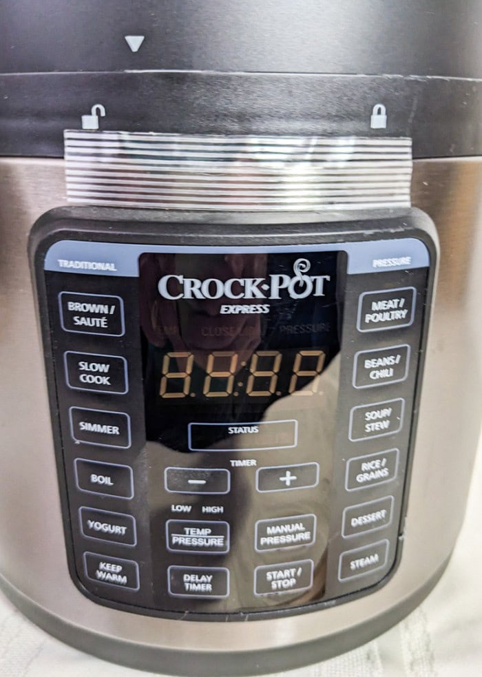 72. (New) Crockpot - Image 2