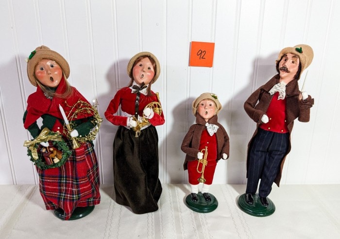 92. (4) Byers Dolls