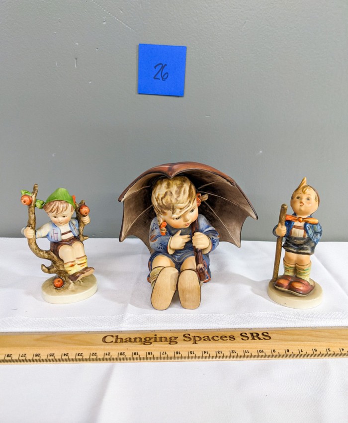 26. 5" Hummel + (2) 4.5" Hummel Figurines - Image 6