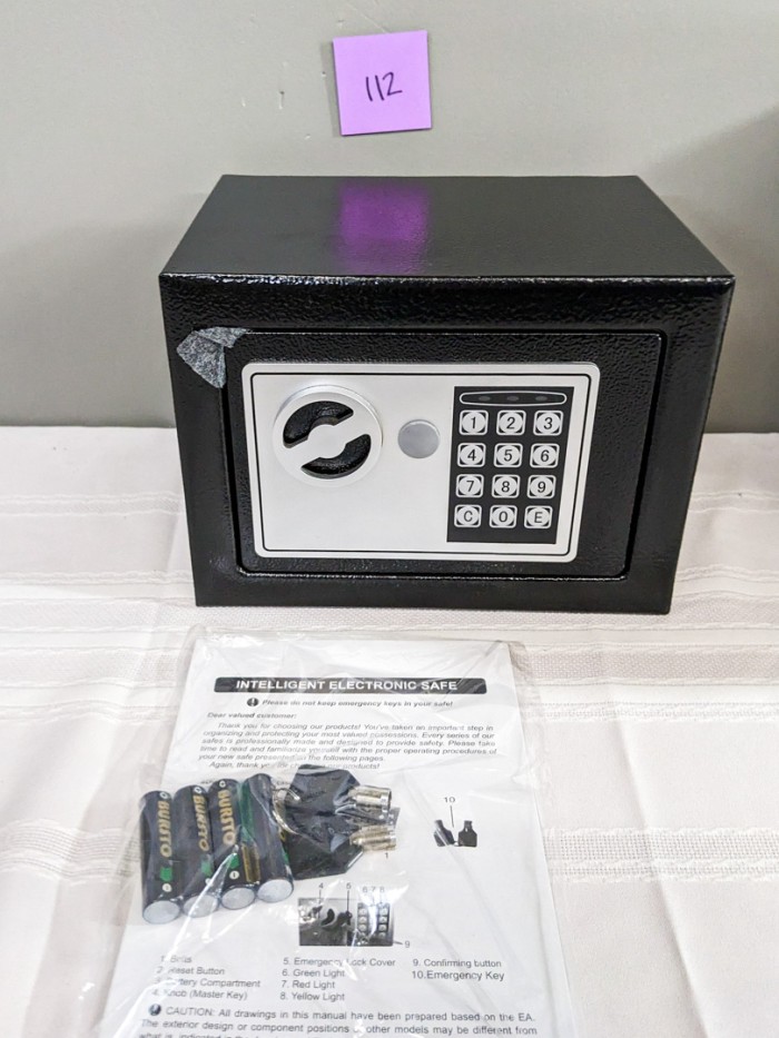 112. Mini Safe