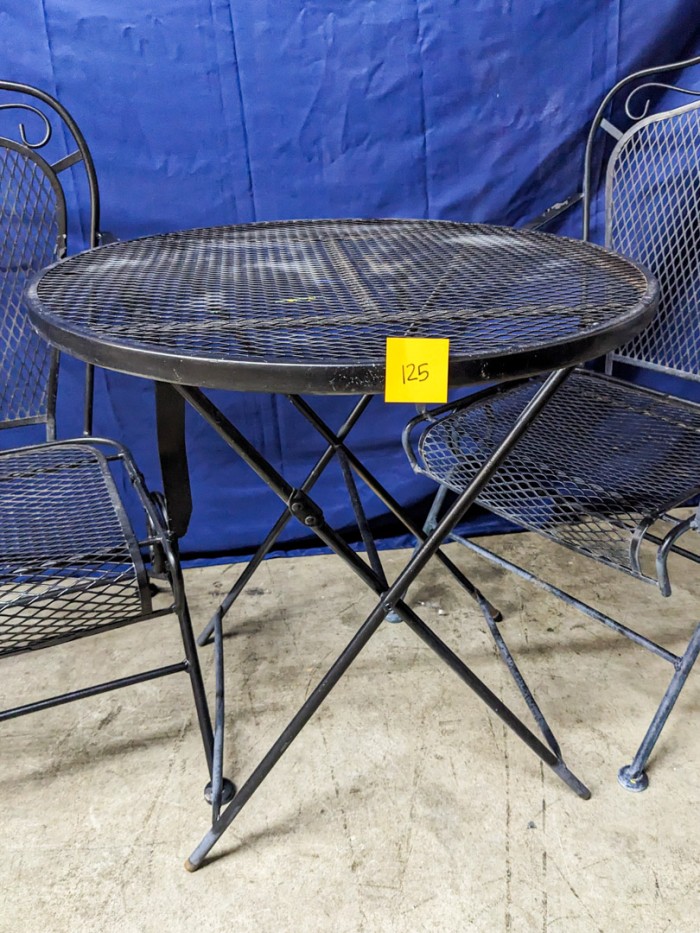 125. Metal Table + Chairs - Image 5