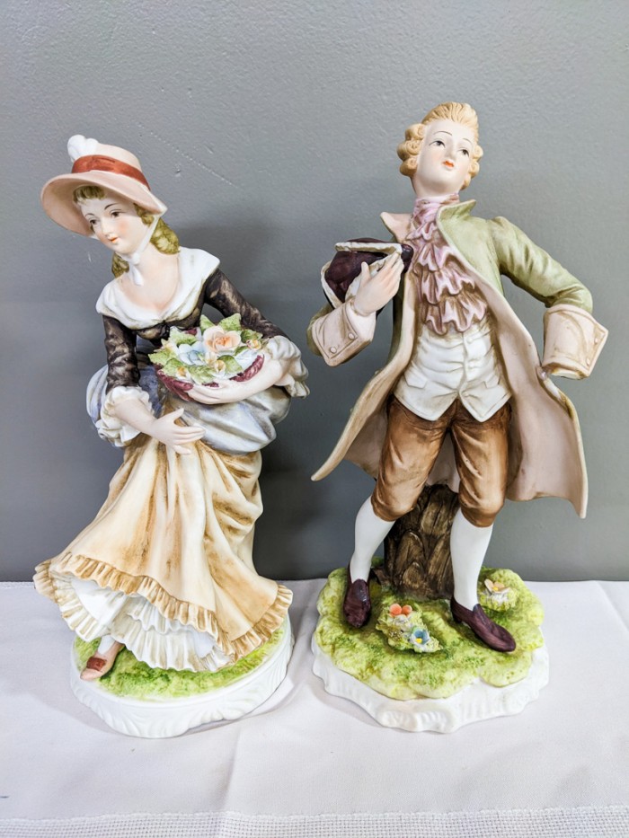 28. (2) Lefton Figurines - Image 2