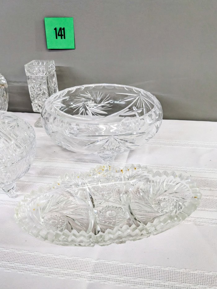 141. (2) Bowls, Oval Dish, Vase + Candy Dish - Image 4