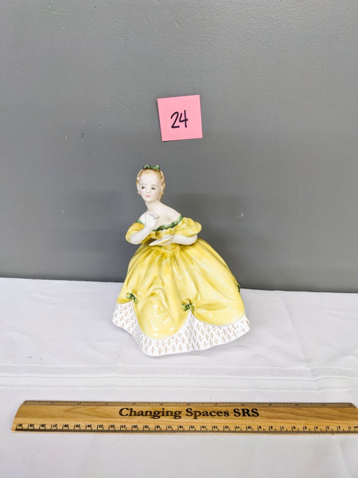 24. 8.5" Doulton + Co. Figurine