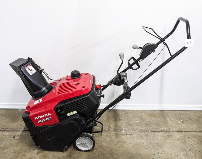 177. Honda HS720 Snowblower