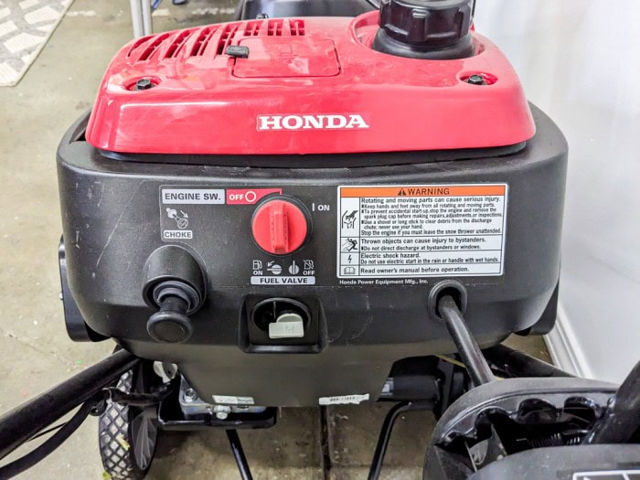 177. Honda HS720 Snowblower - Image 4