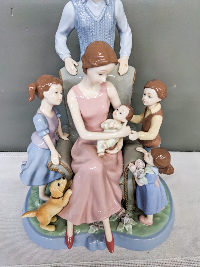 35. 10" Family Figurine - Image 2