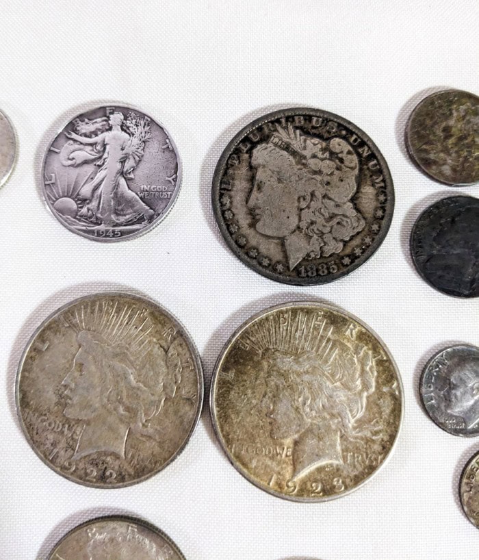 251. Coin Lot - Image 2