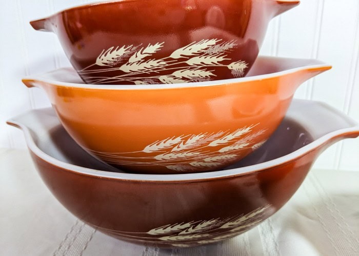 266.  Pyrex Autumn Harvest Mixing Bowls - Image 5