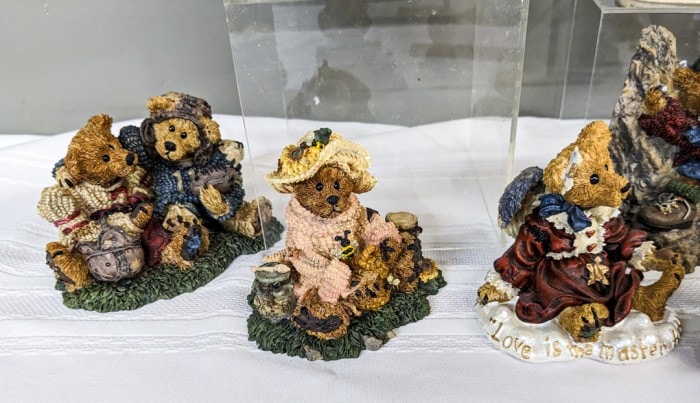 271. (13) Boyds Bears - Image 3