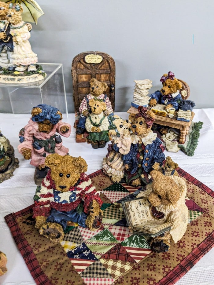 271. (13) Boyds Bears - Image 5