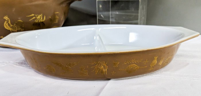 285. (3) Brown Pyrex Dishes - Image 5