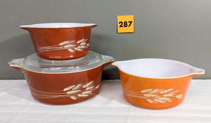 287. (3) Autumn Harvest Pyrex Dishes