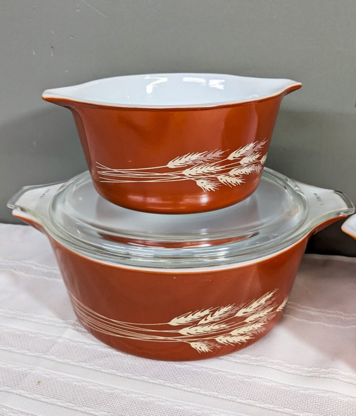 287. (3) Autumn Harvest Pyrex Dishes - Image 2