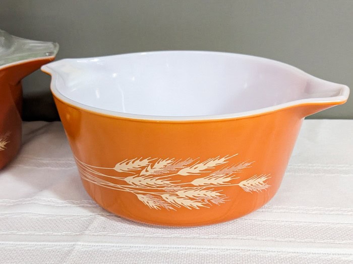 287. (3) Autumn Harvest Pyrex Dishes - Image 3