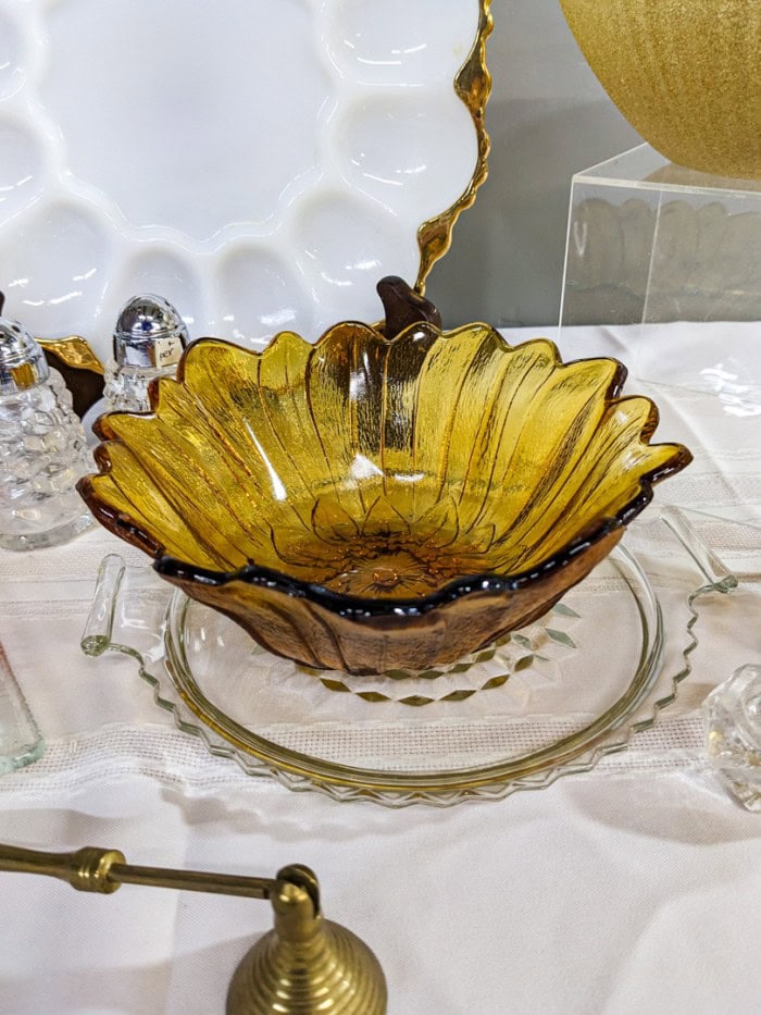 218. Peggy Karr Tray, Egg Plate, Oil Lamp, (2) Bowls + (3) Glass Pcs. - Image 5