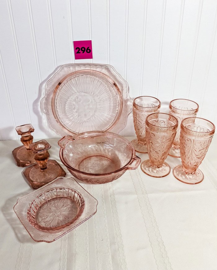 296. Pink Depression Glass Dishes