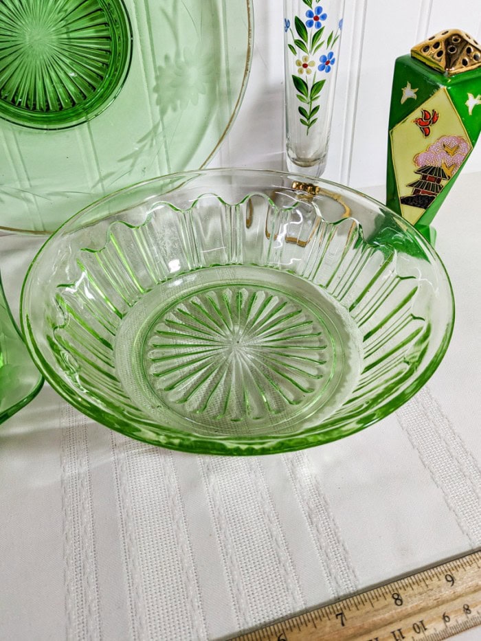 307. (3) Green Depression Glass Dishes, Vase + Shaker - Image 3