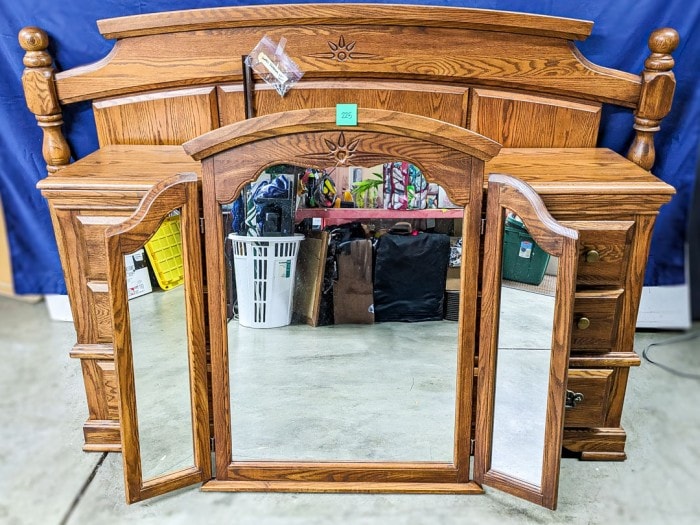 225. Palliser Dresser w/ Mirror + Headboard w/ Frame