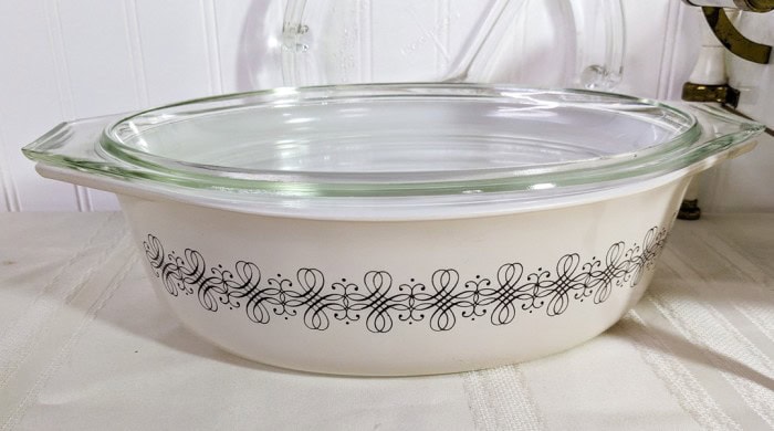 331. Pyrex Casserole w/ Lid, Chafing Dish + Divided Dish - Image 6