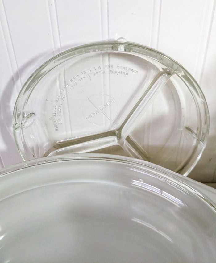 331. Pyrex Casserole w/ Lid, Chafing Dish + Divided Dish - Image 8