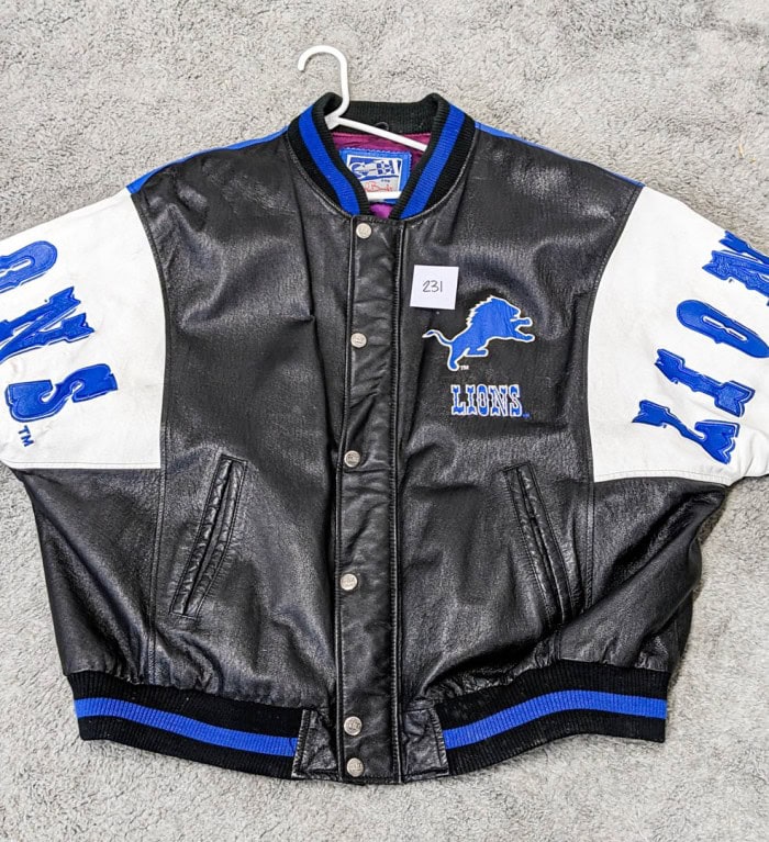 231. Detroit Lions Leather Jacket - Mens Size 3XL - Image 2