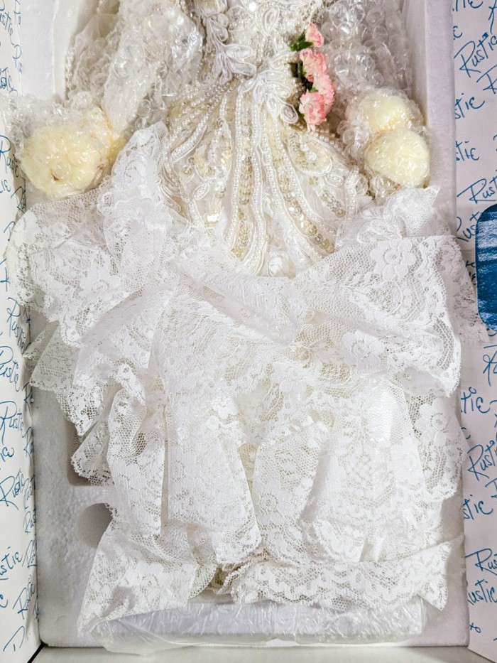 21. 19" June Rustie Doll - Image 4