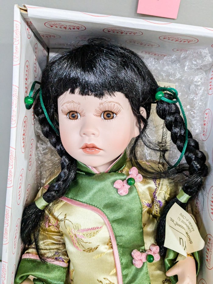 7. 17" Show Stopper Doll - Image 2