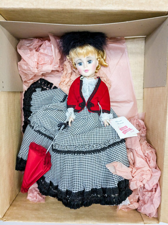 16. 20" Monet Portrait Madame Alexander Doll