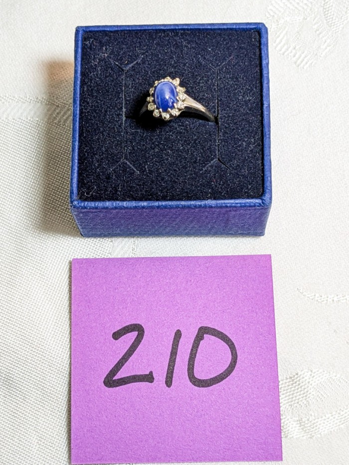 210. 14K Gold Ring - Size 5.5