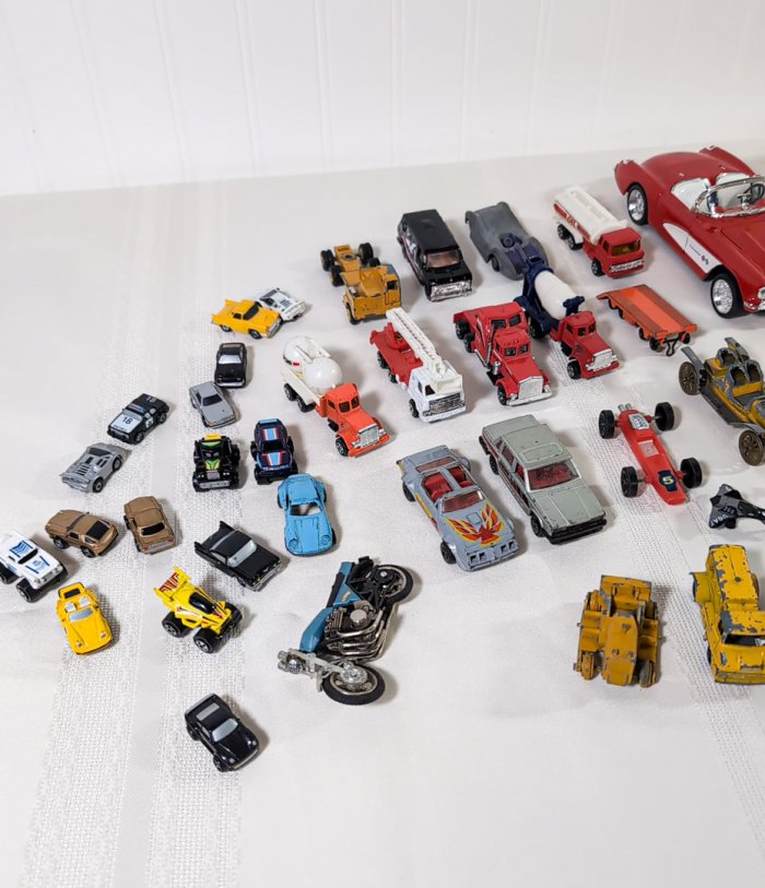 121. 100+ Vintage Toys & Cars - Image 2