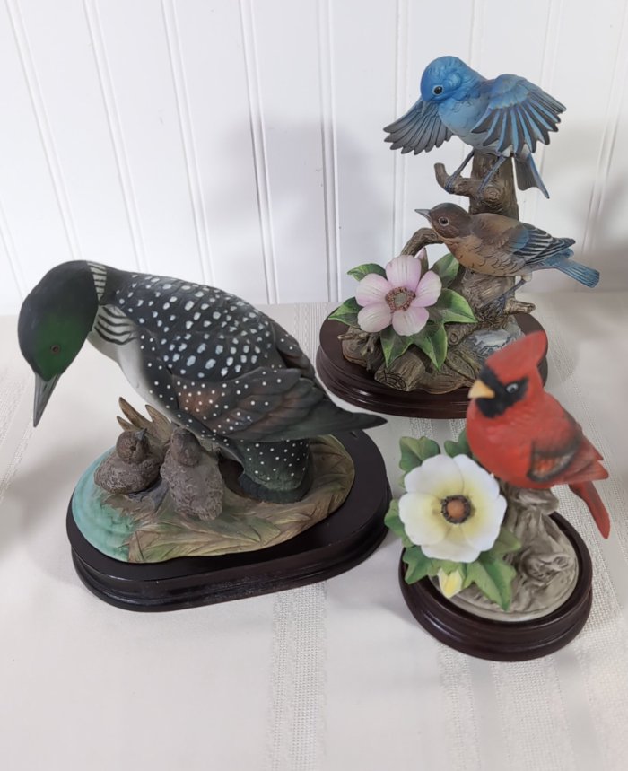 151. (6) Andrea by Sadek birds, (1) Hallmark bird - Image 4