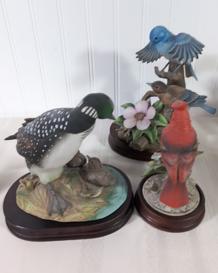 151. (6) Andrea by Sadek birds, (1) Hallmark bird - Image 5