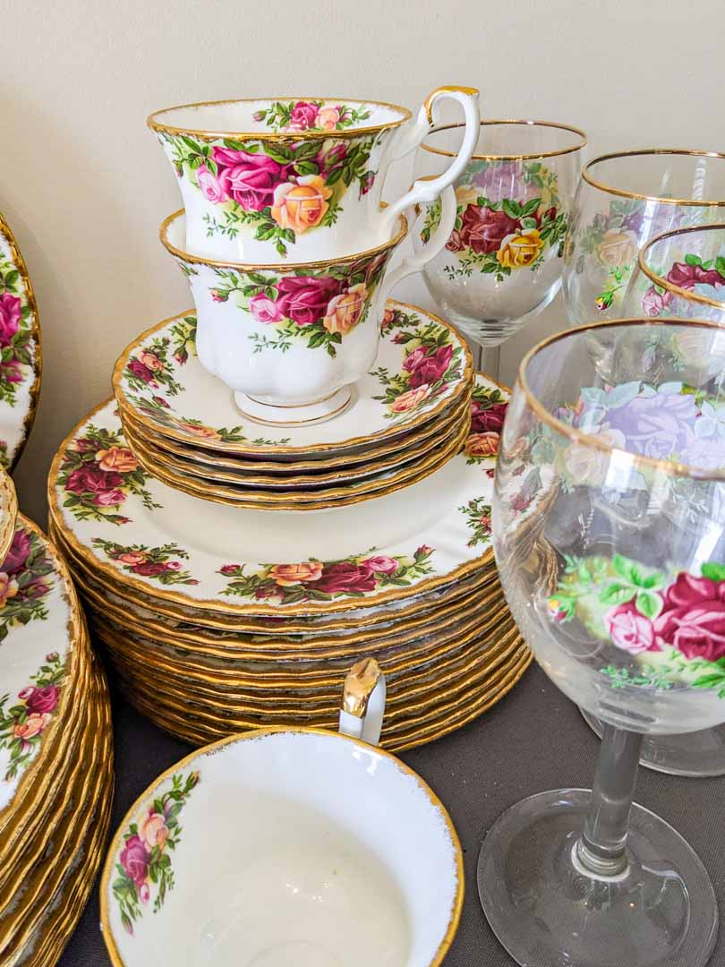 25. Royal Albert Old Country Roses – (10) Wine Glasses, (12