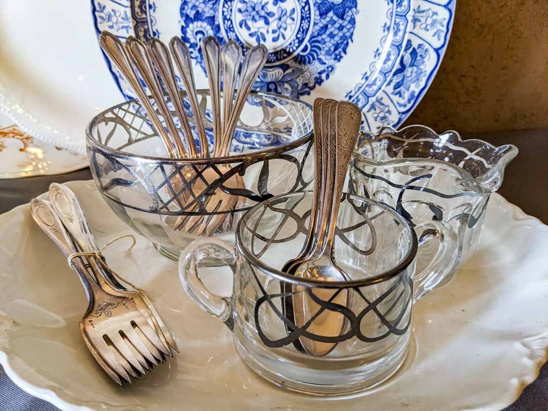 173. Platters, Bowl, Creamer/Sugar/Bowl and Misc. Silverplate Utensils - Image 5