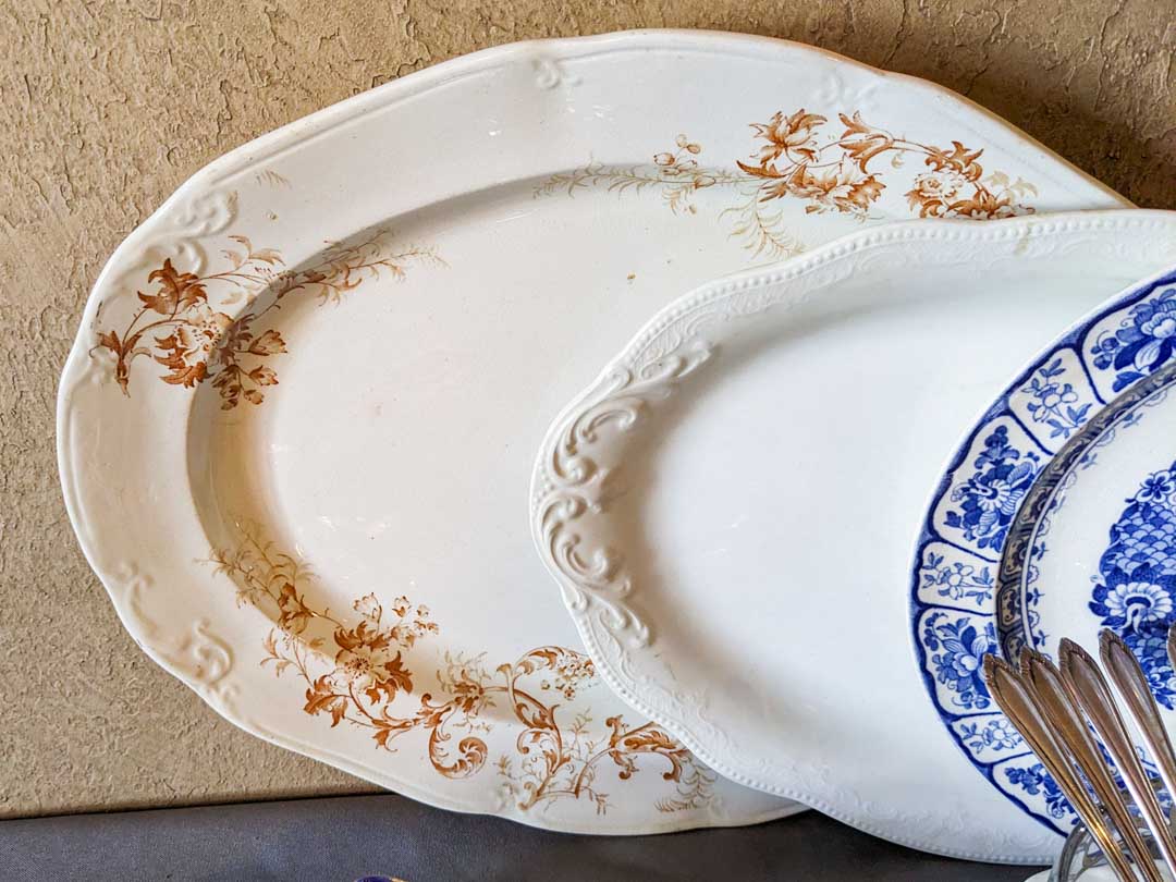 173. Platters, Bowl, Creamer/Sugar/Bowl and Misc. Silverplate Utensils - Image 3