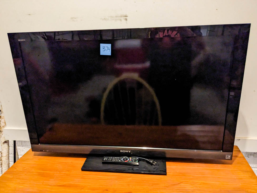 374. SONY 46" HDTV Television